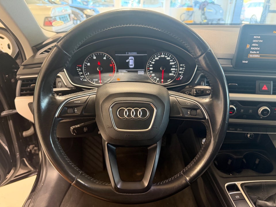 Audi A4 2,0 TDi 150 Avant 5d