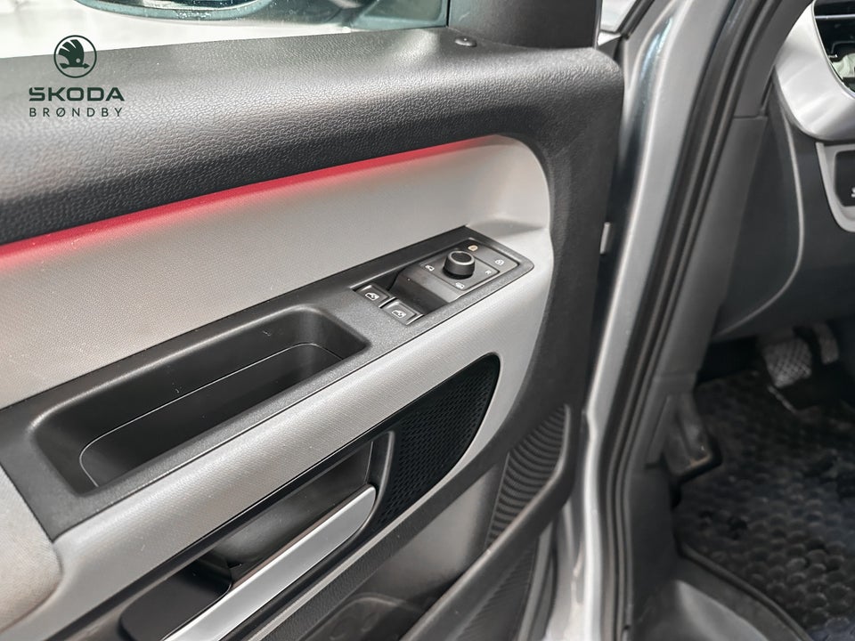 VW ID.Buzz 77 Life SWB 5d