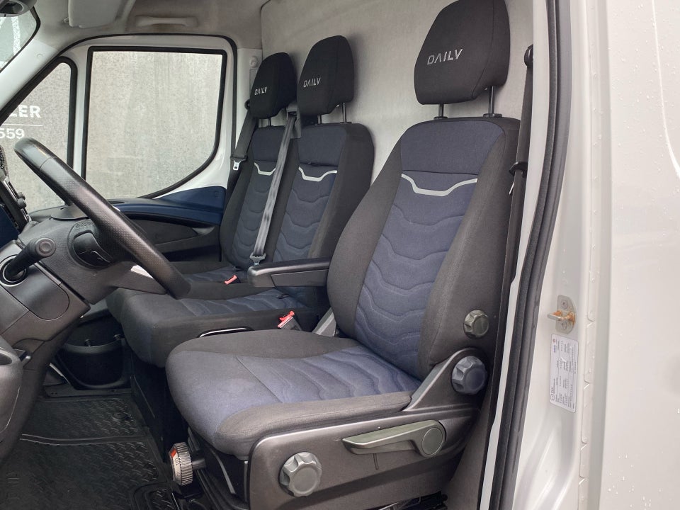 Iveco Daily 3,0 35S21 12m³ Van AG8