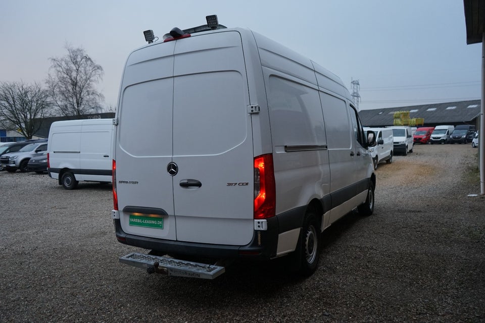 Mercedes Sprinter 317 2,0 CDi A2 Kassevogn aut. RWD