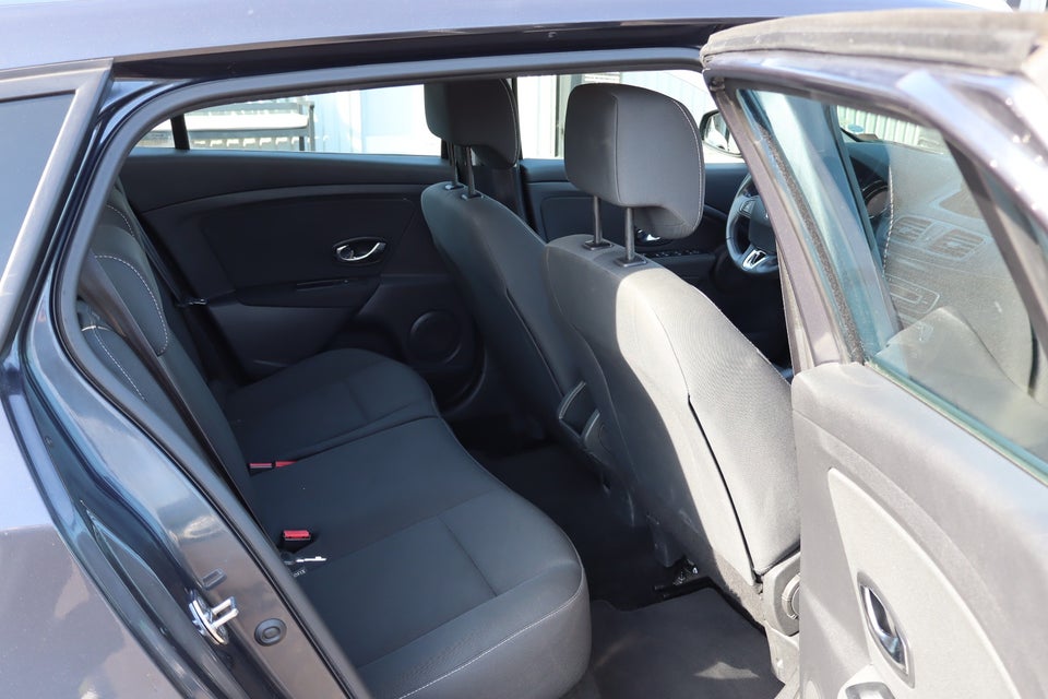 Renault Megane III 1,5 dCi 110 Expression Sport Tourer aut. 5d