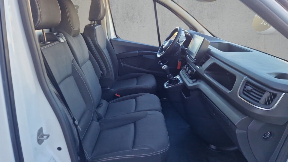 Nissan Primastar 2,0 dCi 170 L2H1 N-Connecta Van
