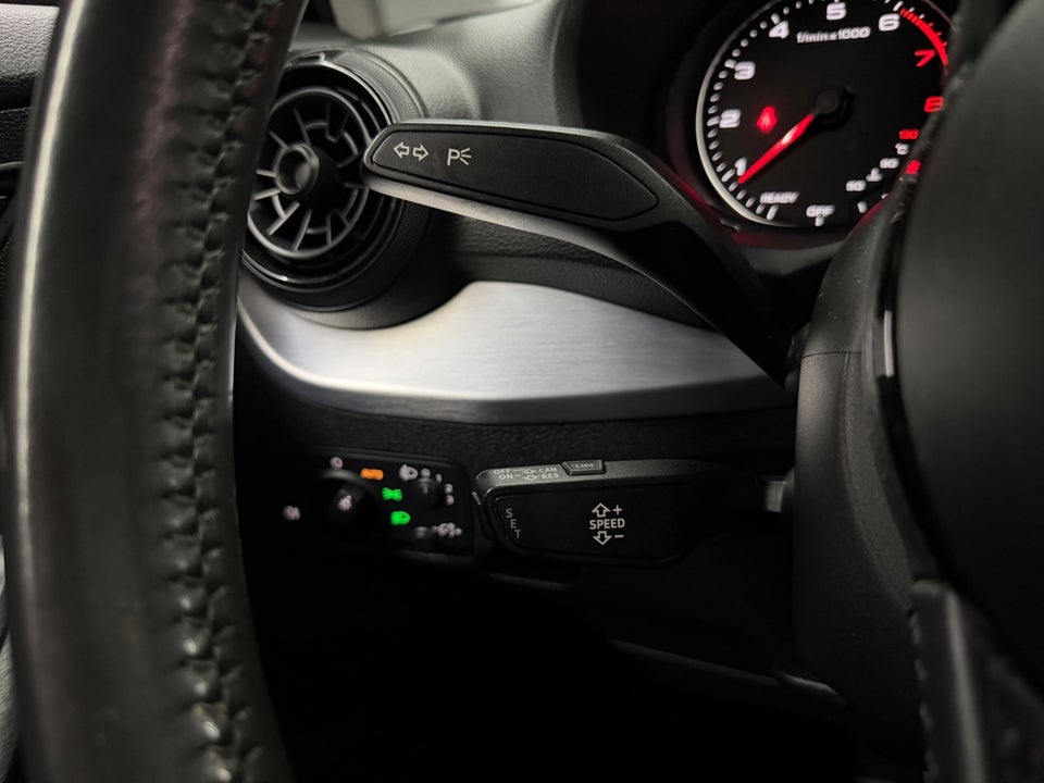 Audi Q2 1,4 TFSi 150 Sport S-tr. 5d