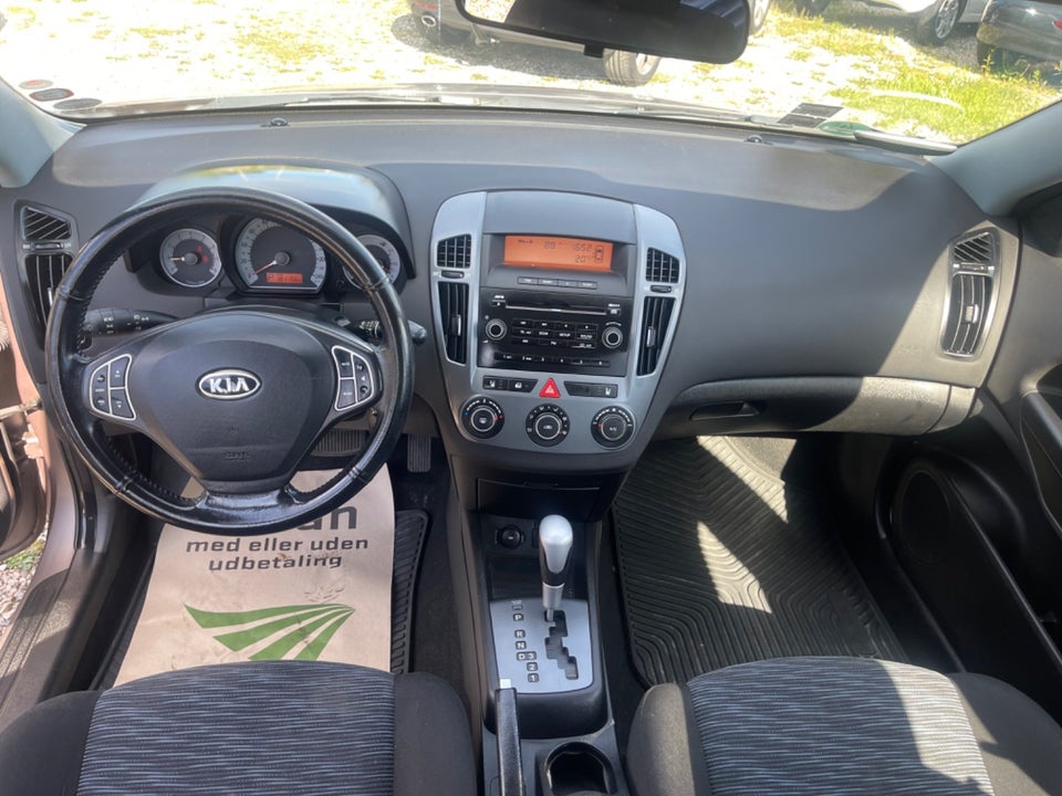 Kia Ceed 1,6 CVVT Exclusive SW aut. 5d