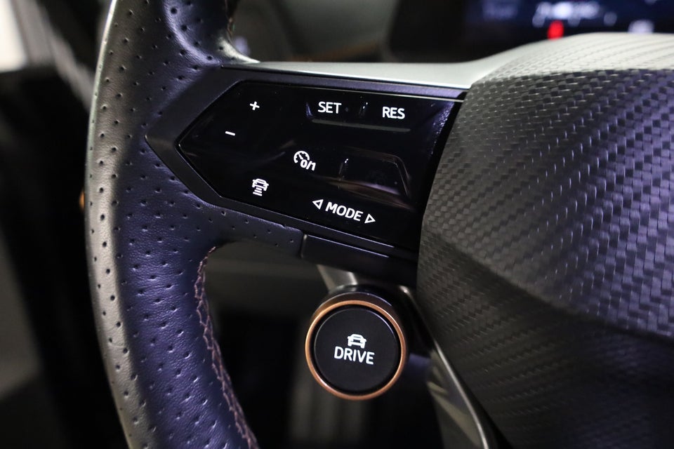 Cupra Born 77 e-Boost Dinamica Pack High 5d