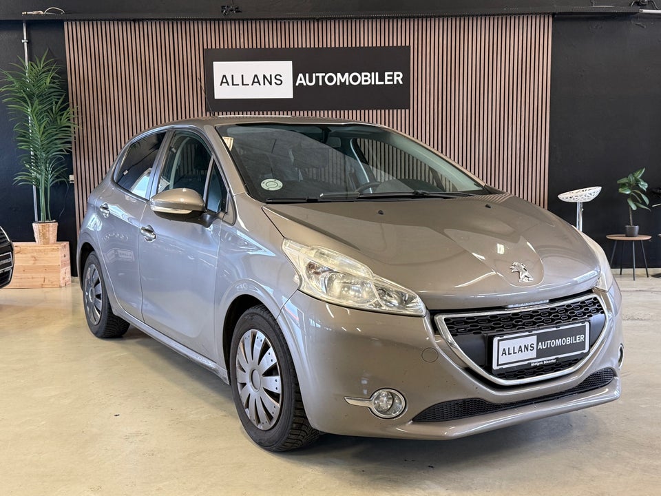 Peugeot 208 1,2 VTi Active 5d