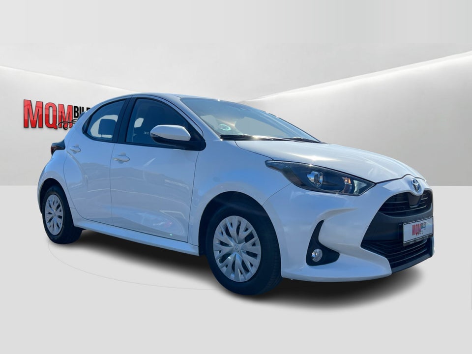 Toyota Yaris 1,5 Hybrid Essential e-CVT 5d