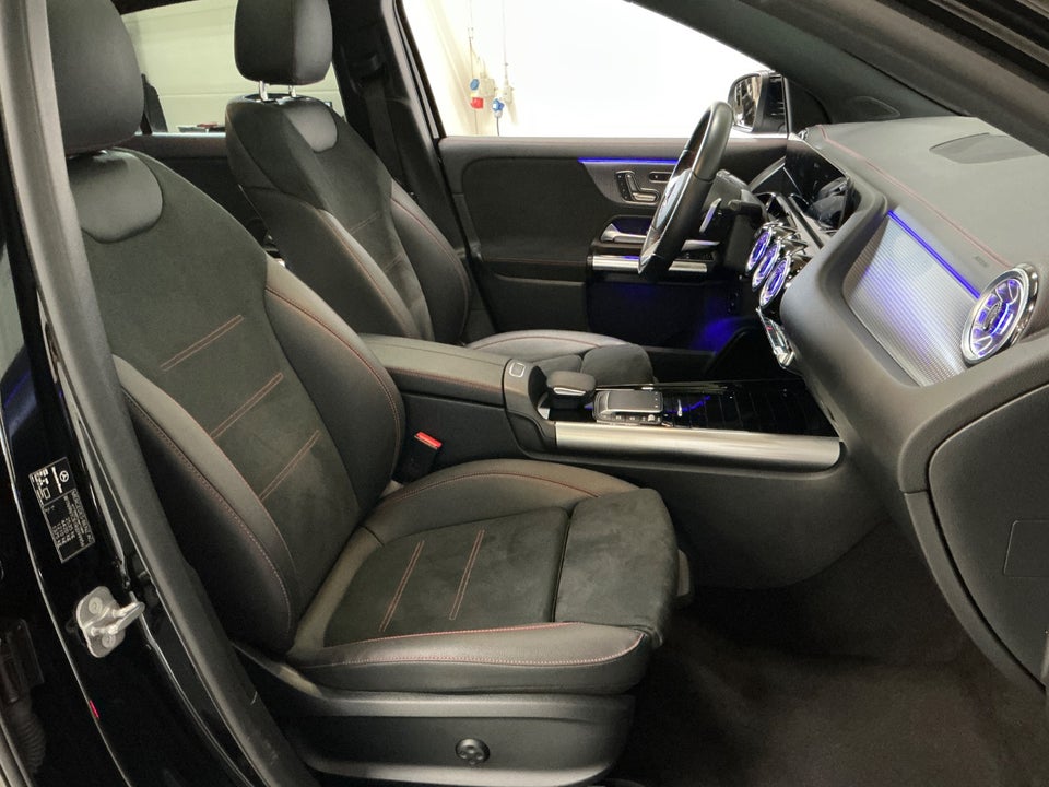 Mercedes EQA350 AMG Line 4Matic 5d