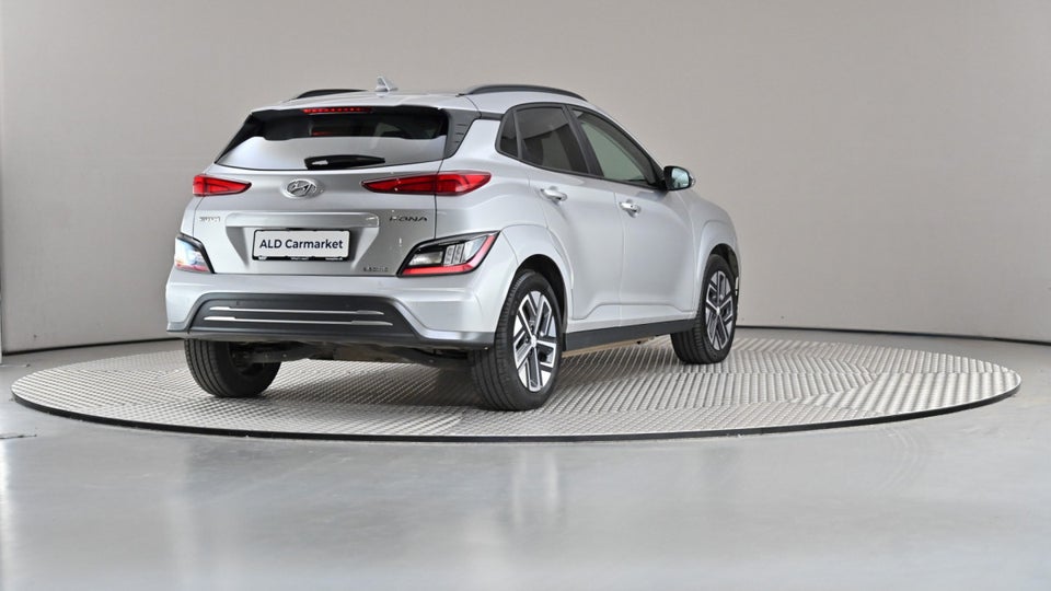 Hyundai Kona 64 EV Essential 5d