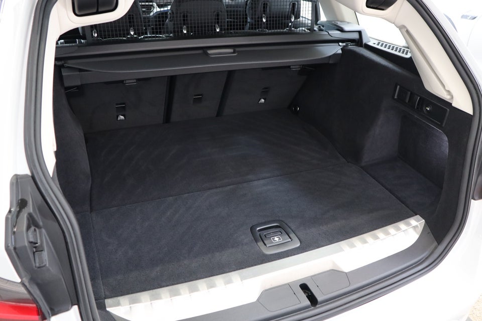 BMW 330e 2,0 Touring Sport Line aut. 5d