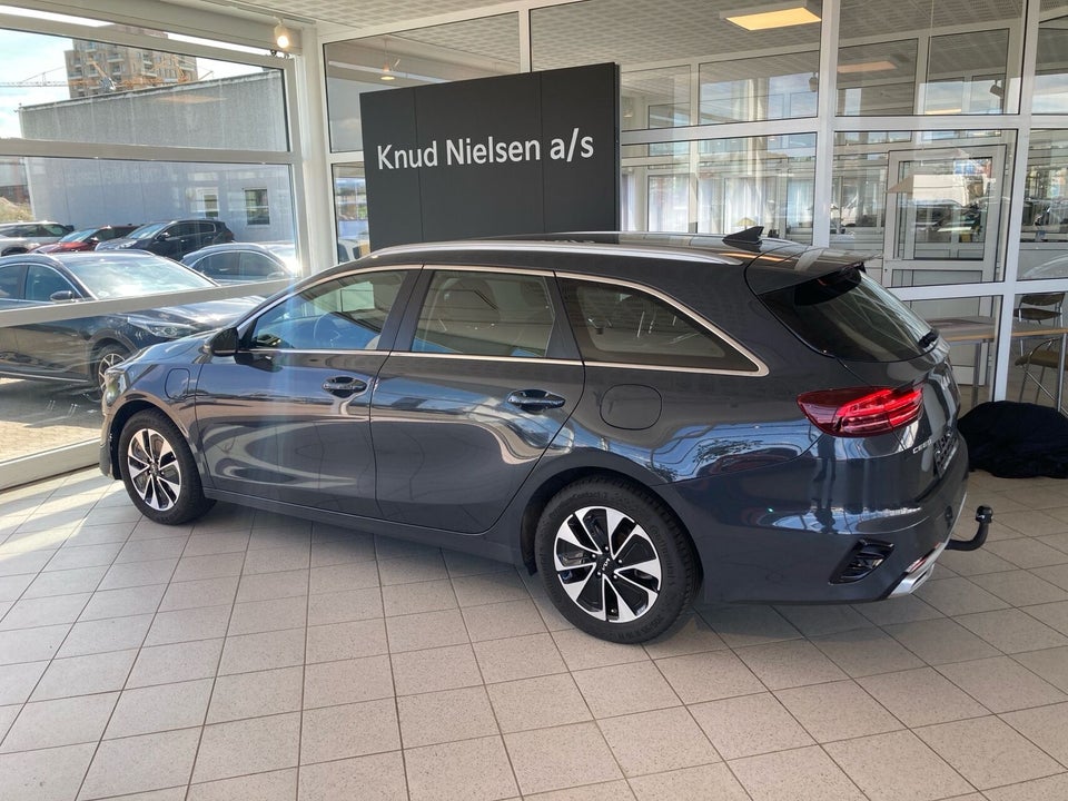 Kia Ceed 1,6 PHEV Prestige SW DCT 5d