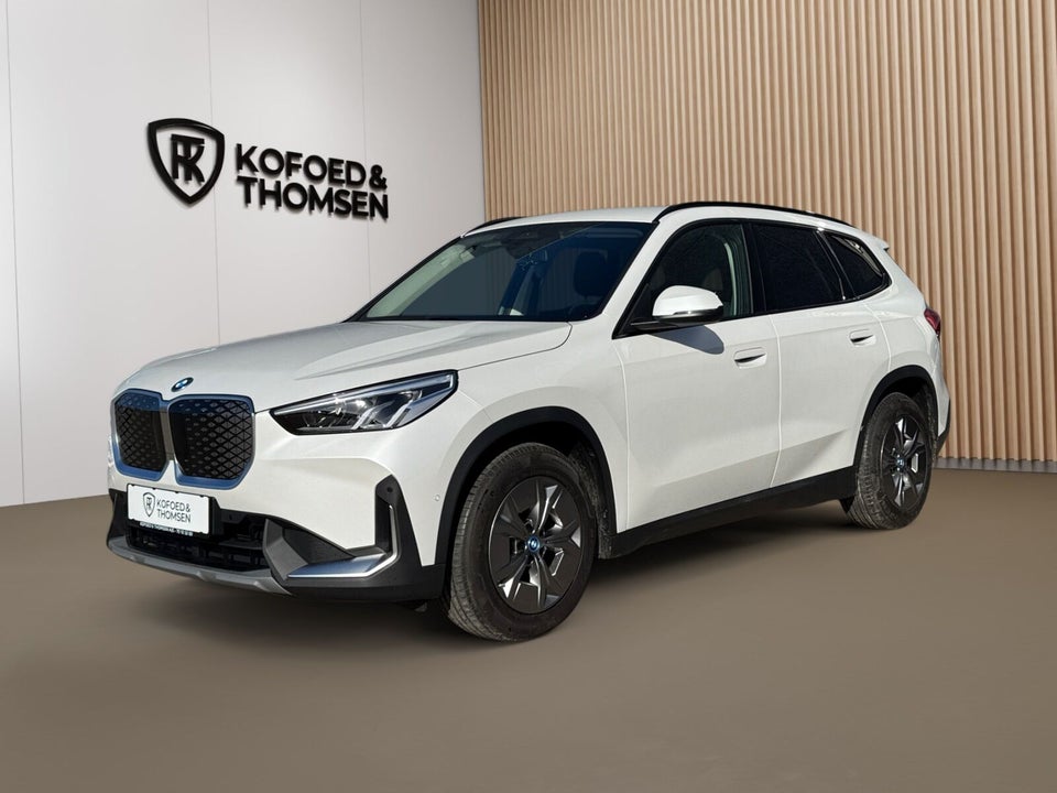 BMW iX1 eDrive20 X-Line 5d
