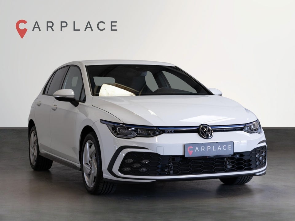 VW Golf VIII 1,4 GTE DSG 5d