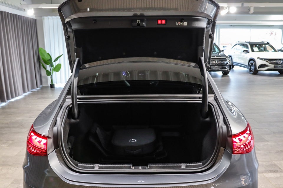 Mercedes EQE350+ AMG Edition 4d