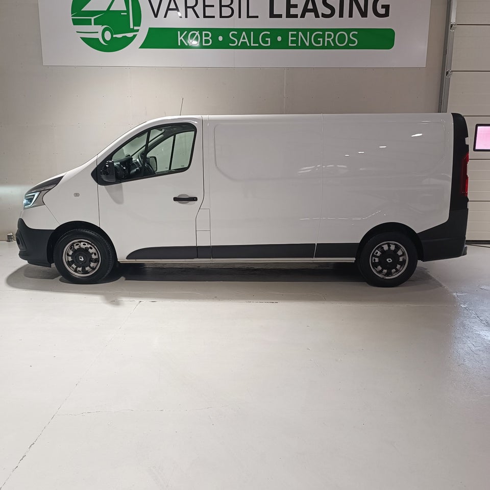 Renault Trafic T29 2,0 dCi 120 L2H1
