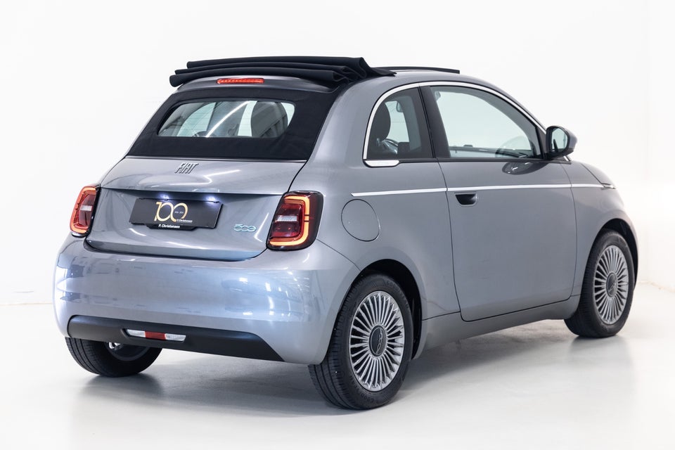 Fiat 500e 42 Icon Cabrio 2d