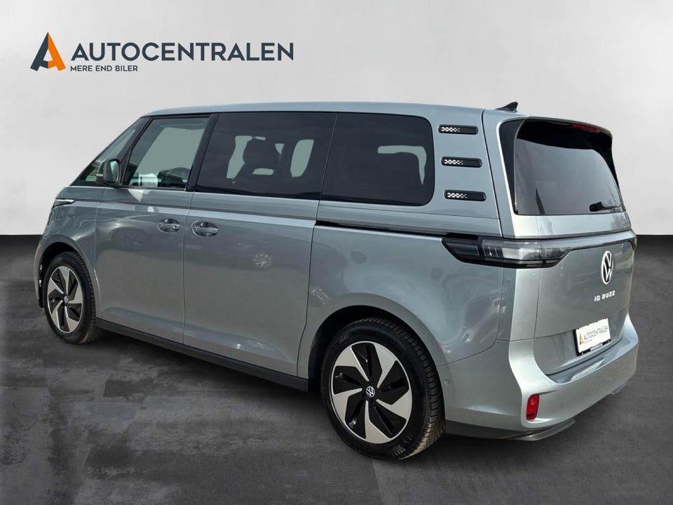 VW ID.Buzz 77 Pro SWB 5d
