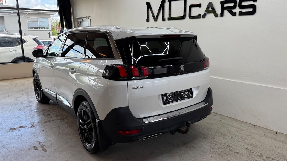 Peugeot 5008 1,2 e-THP 130 Allure 7prs 5d