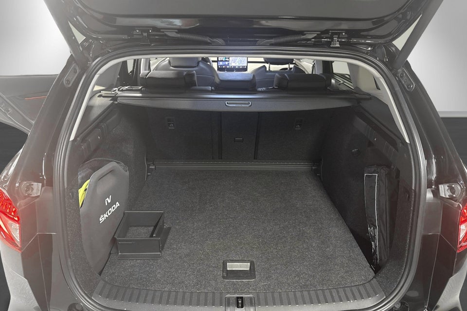 Skoda Enyaq 80 iV Plus Suite 5d