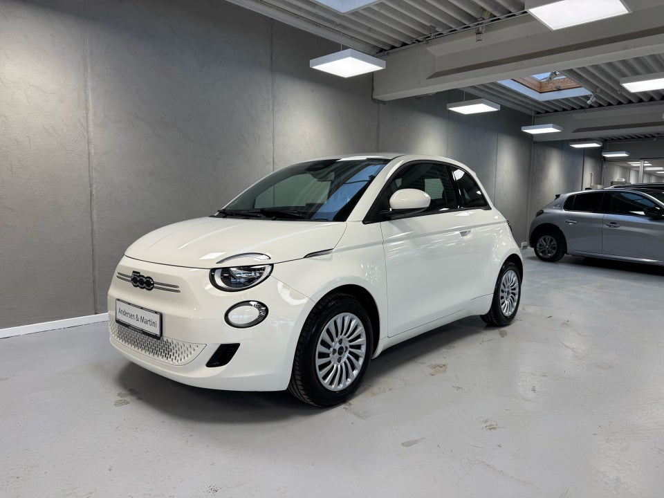 Fiat 500e 42 Icon 3d