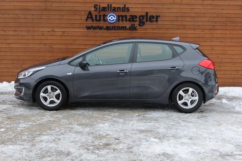 Kia Ceed 1,0 T-GDi Attraction 5d