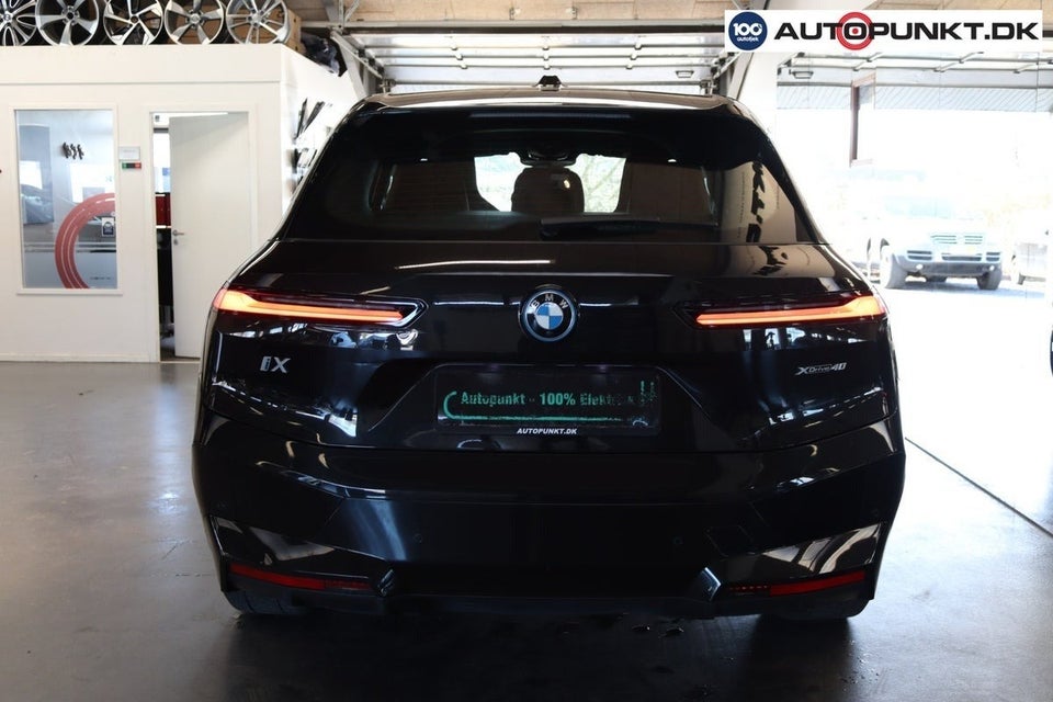 BMW iX xDrive40 5d