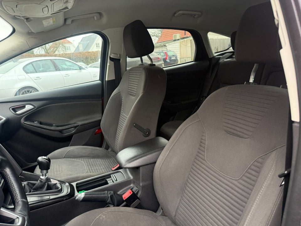 Ford Focus 1,5 TDCi 105 Titanium ECO 5d