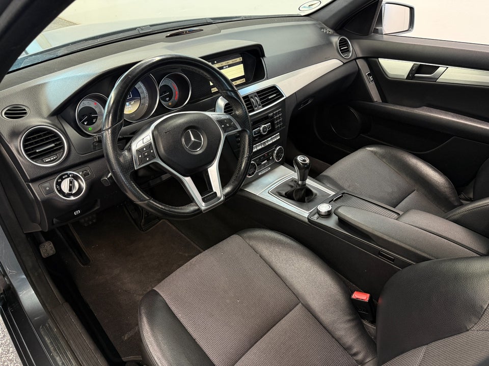 Mercedes C220 2,2 CDi Avantgarde BE 4d