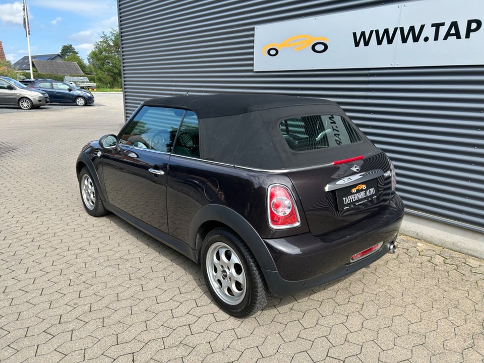 MINI Cooper 1,6 D Cabriolet 2d