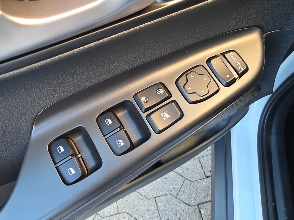 Hyundai Kona 64 EV Advanced 5d