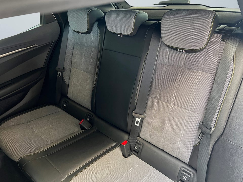 Renault Megane E-Tech 60 Techno 5d