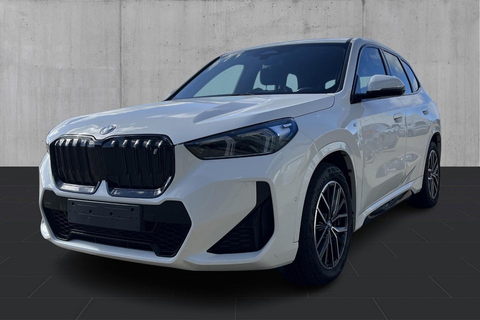 BMW iX1 xDrive30 M-Sport 5d