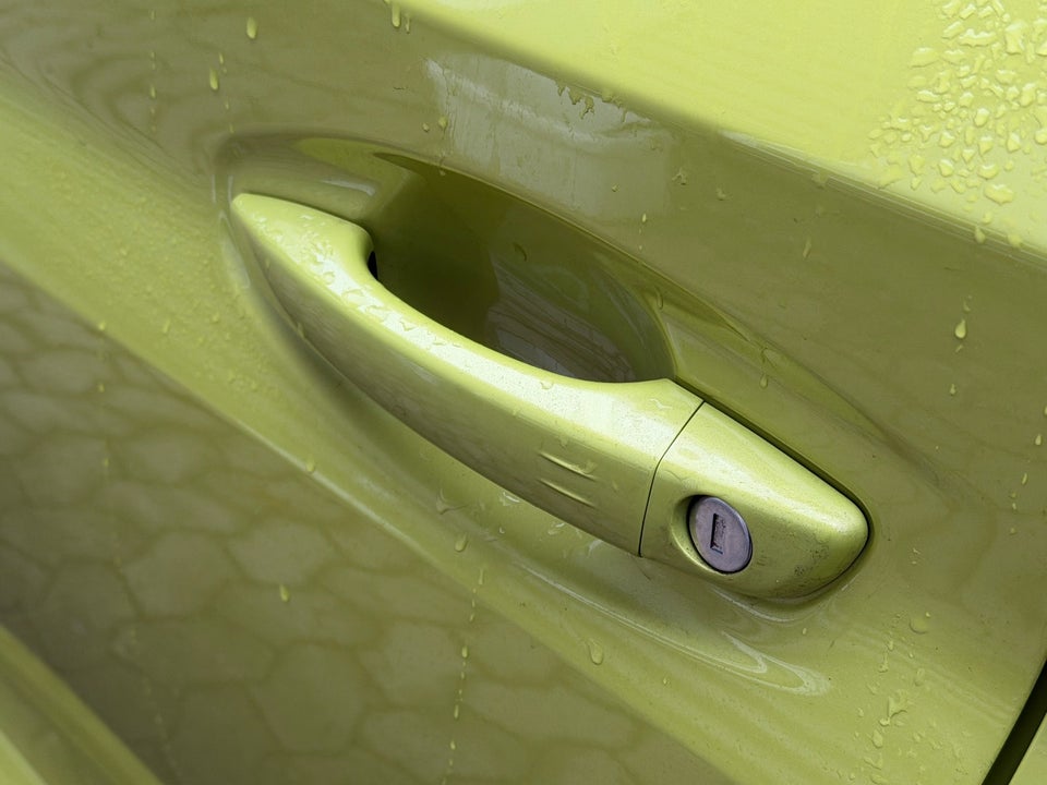 Peugeot e-208 54 GT 5d