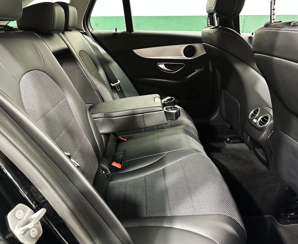 Mercedes C220 d 2,0 Avantgarde stc. aut. 5d