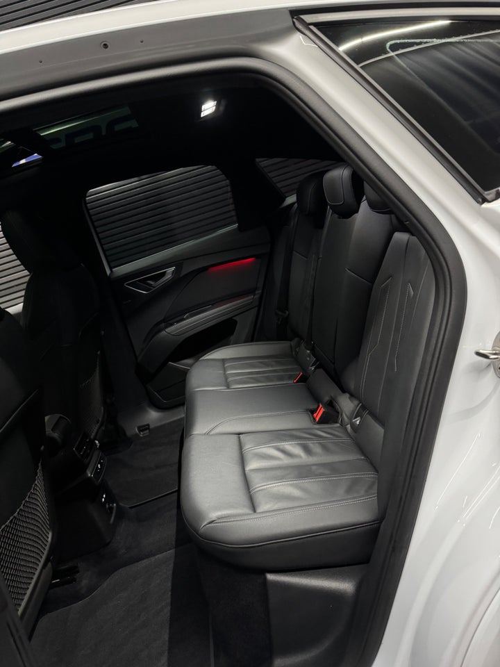 Audi Q4 e-tron 50 S-line Sportback quattro 5d