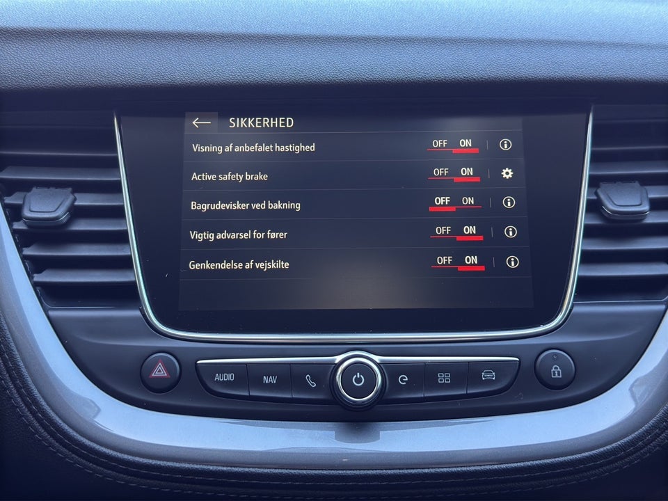 Opel Grandland X 1,6 Hybrid Cosmo Prestige aut. 5d