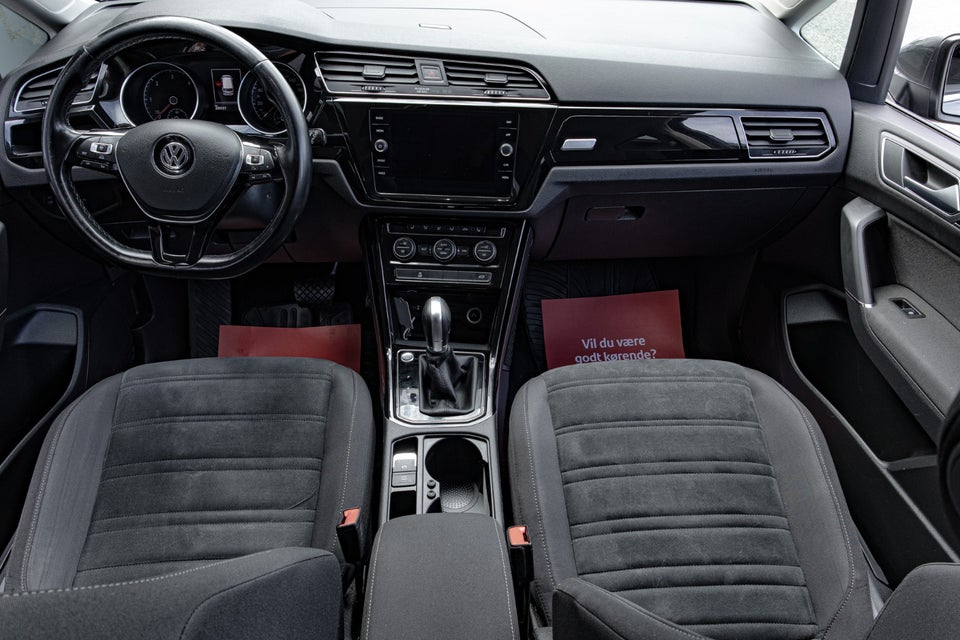 VW Touran 2,0 TDi 150 Highline DSG 7prs 5d