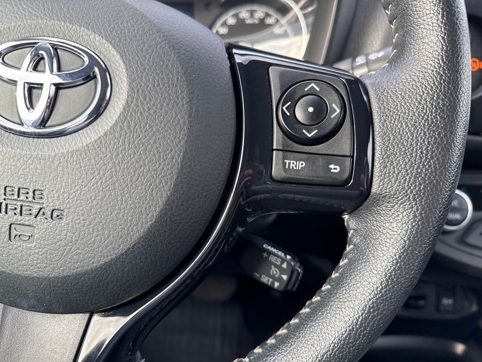 Toyota Yaris 1,5 Hybrid H3 e-CVT 5d