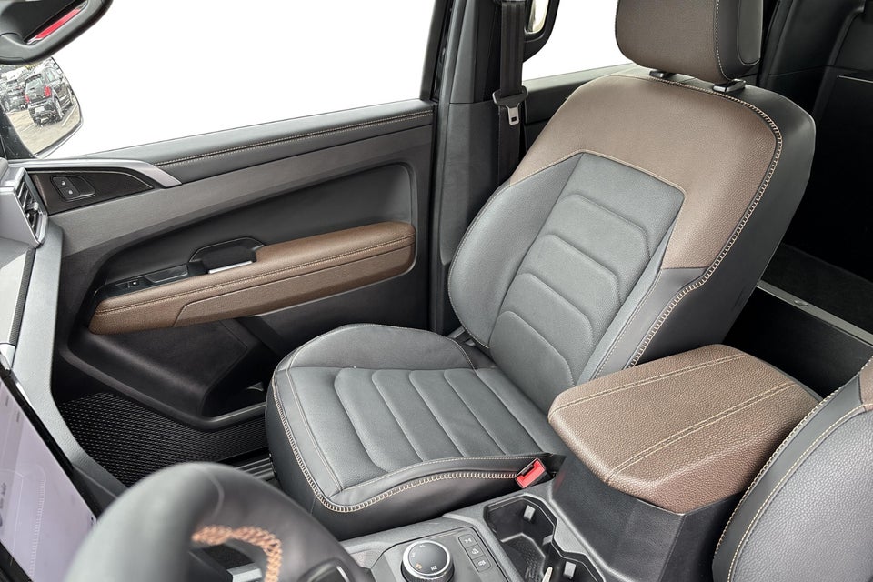 VW Amarok 3,0 TDi 240 Pan Americana aut. 4Motion 4d