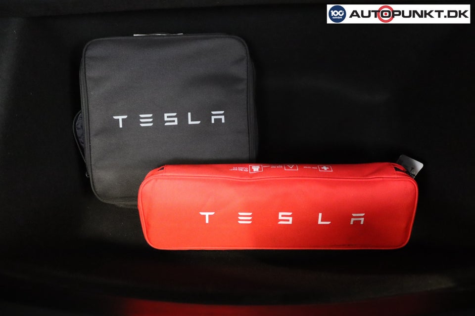 Tesla Model 3 Performance AWD 4d