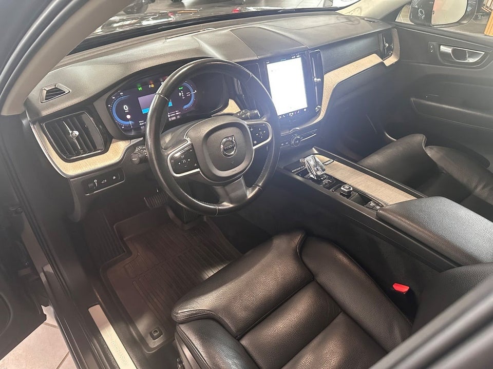 Volvo XC60 2,0 T8 ReCharge Inscription aut. AWD 5d