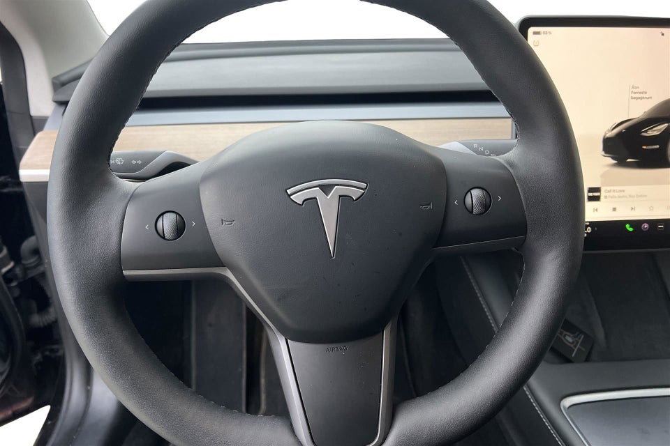 Tesla Model 3 Long Range AWD 4d