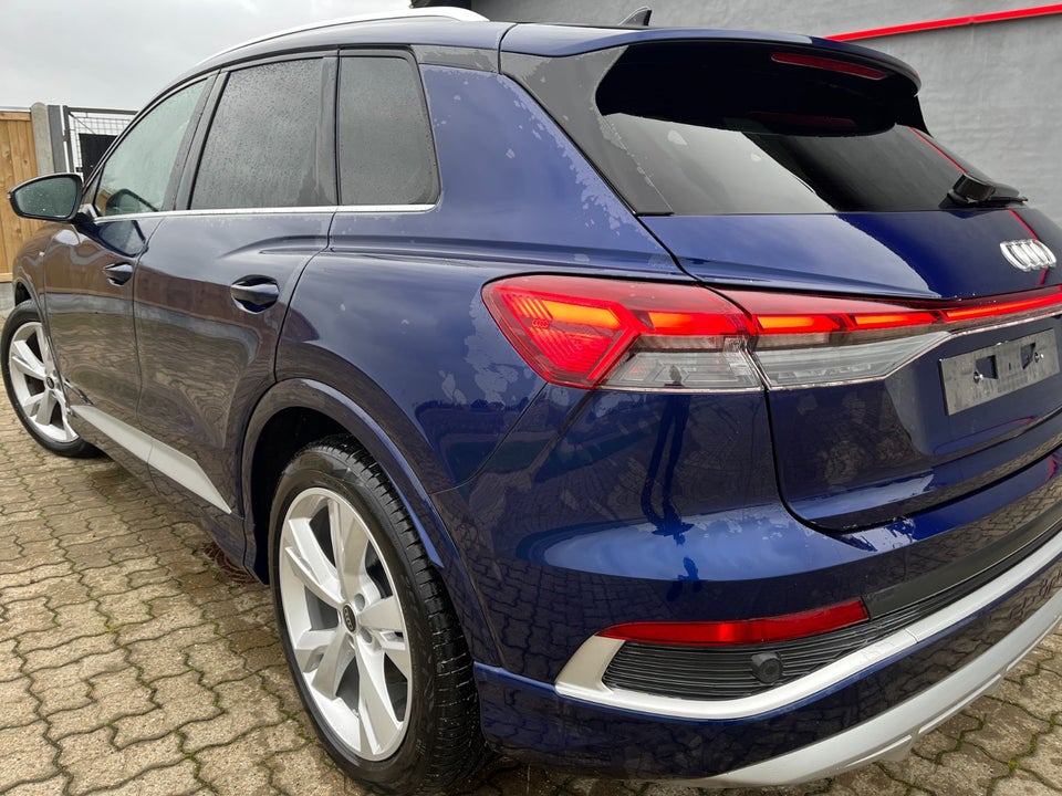 Audi Q4 e-tron 40 S-line 5d
