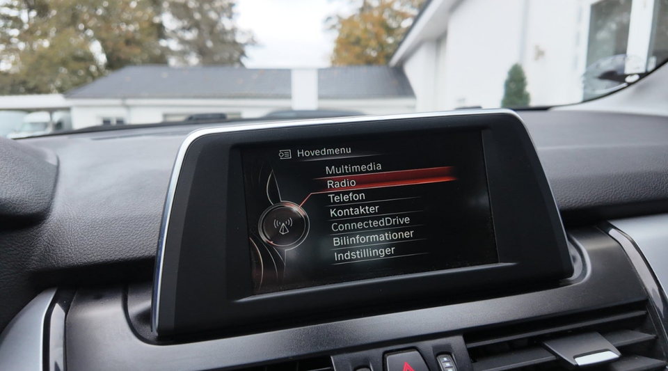 BMW 218i 1,5 Active Tourer Advantage 5d