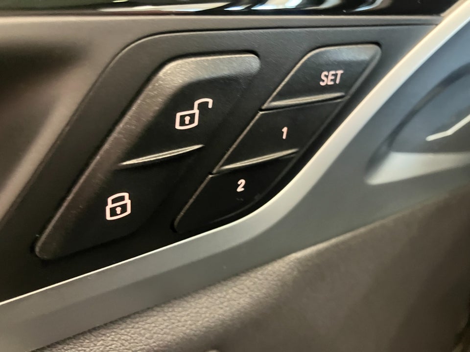 BMW iX3 Charged 5d
