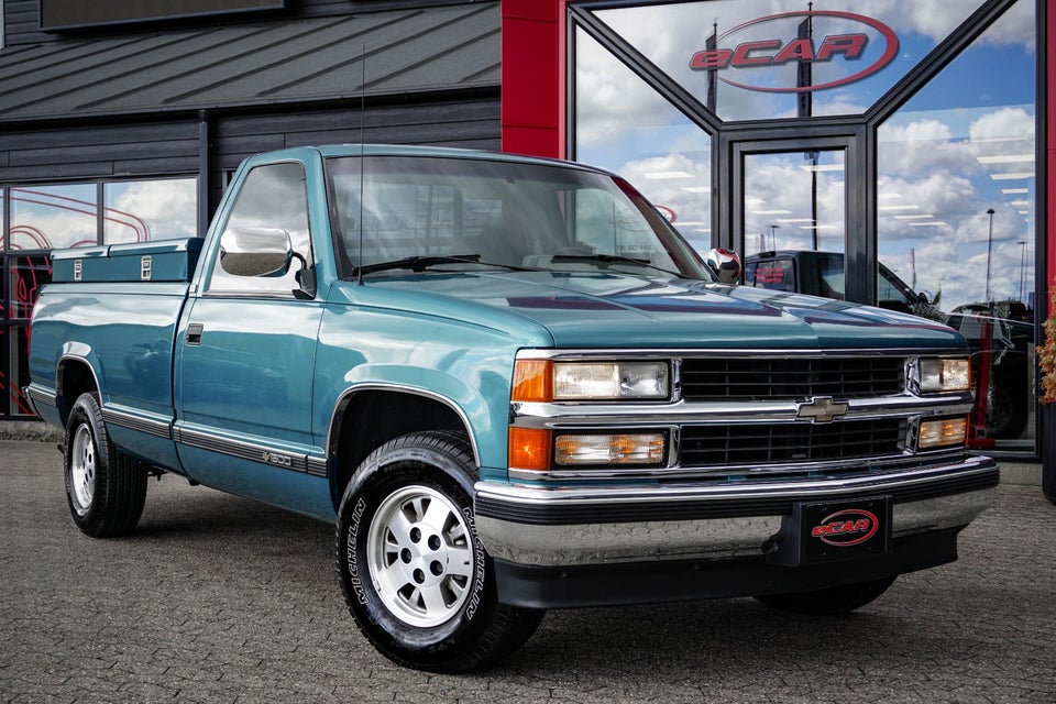 Chevrolet C1500 V8 Pick-up 2d