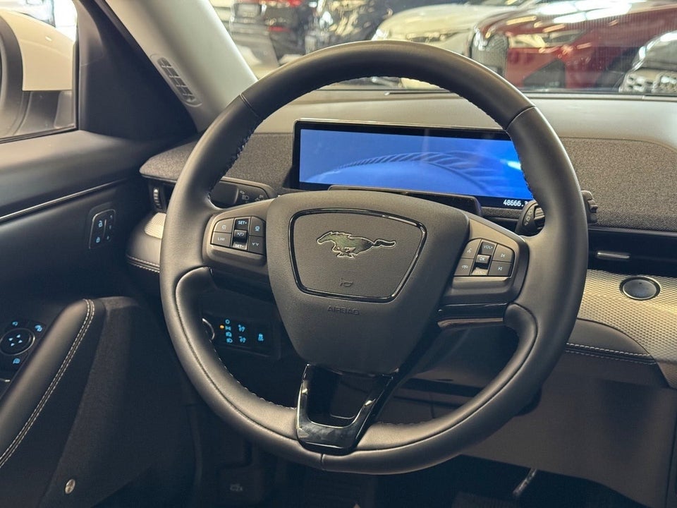 Ford Mustang Mach-E 98 Premium Extended Range 5d