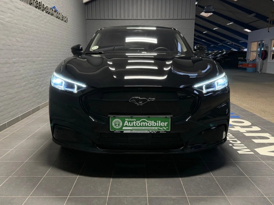 Ford Mustang Mach-E 88 Extended Range AWD 5d