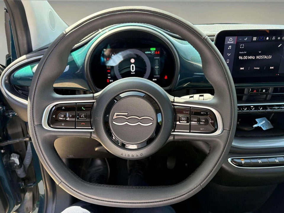 Fiat 500e 42 Icon 3d