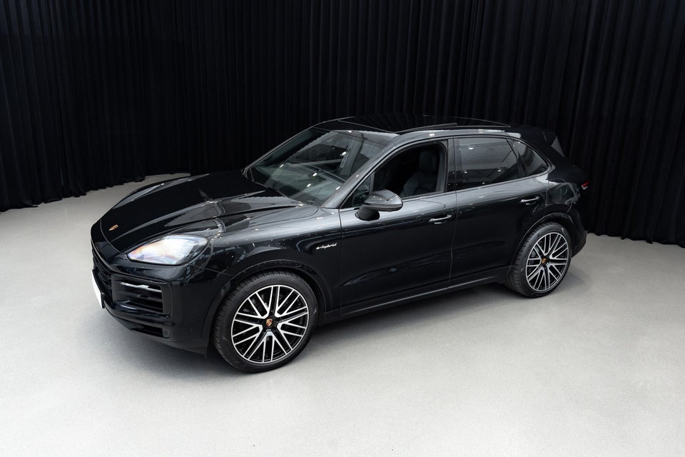 Porsche Cayenne 3,0 E-Hybrid Tiptr. 5d